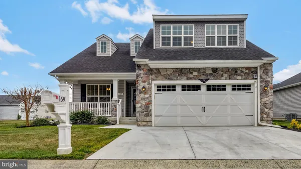 $385,000 | 169 Winding Carriage Lane, Dover, DE 19904