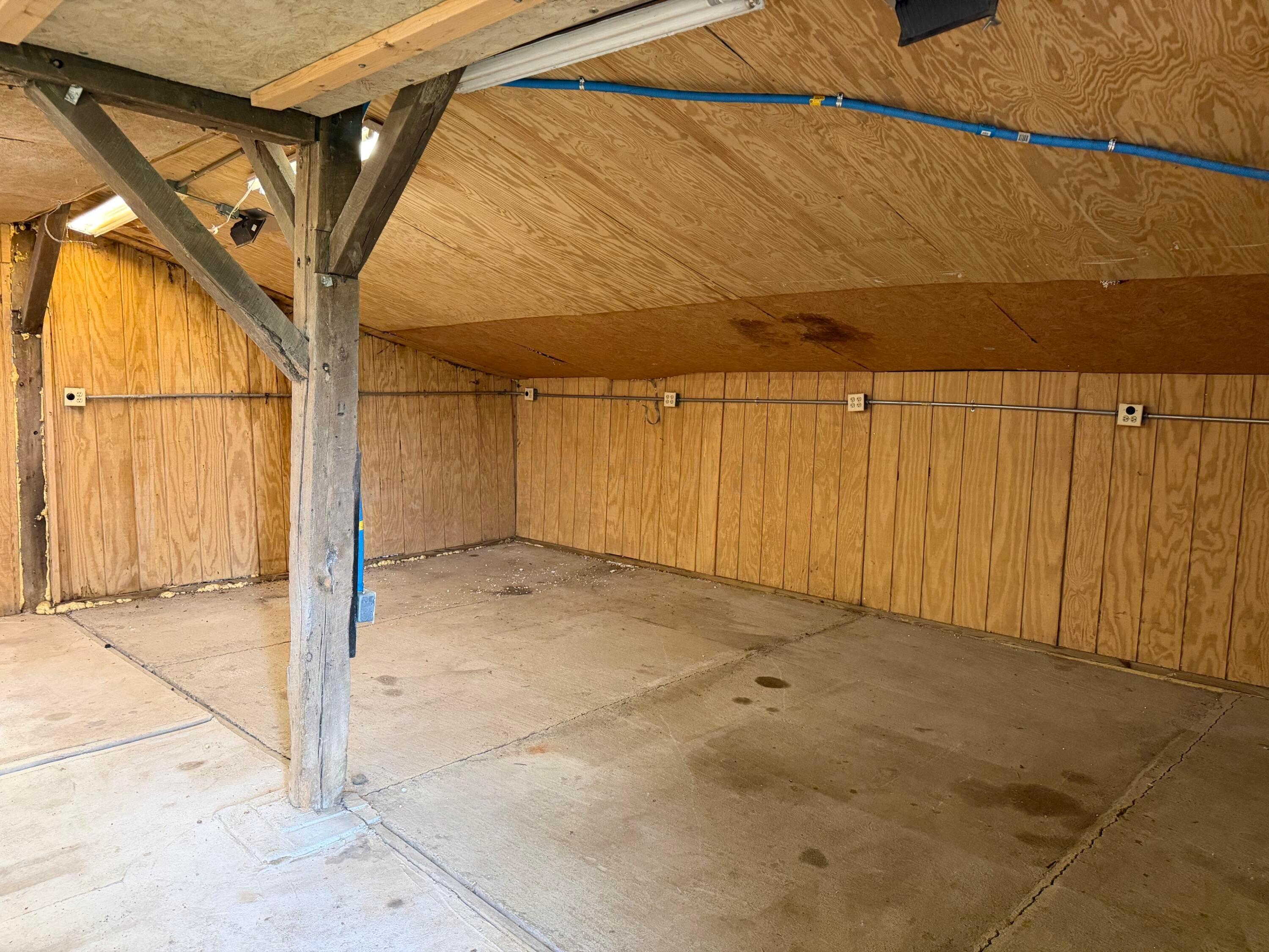 1525 Cole Road Columbus, OH 43228 - Photo 61 of 92