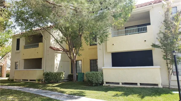 $1,375 | 4865 South Torrey Pines Drive, Unit 106, Las Vegas, NV 89103