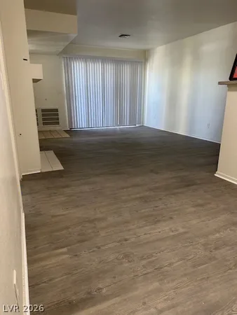 $1,375 | 4865 South Torrey Pines Drive, Unit 106, Las Vegas, NV 89103