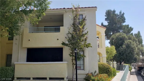 $1,375 | 4865 South Torrey Pines Drive, Unit 106, Las Vegas, NV 89103