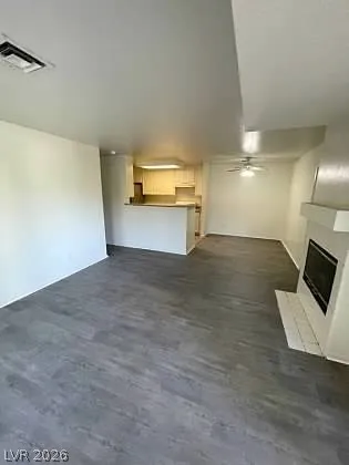 $1,375 | 4865 South Torrey Pines Drive, Unit 106, Las Vegas, NV 89103