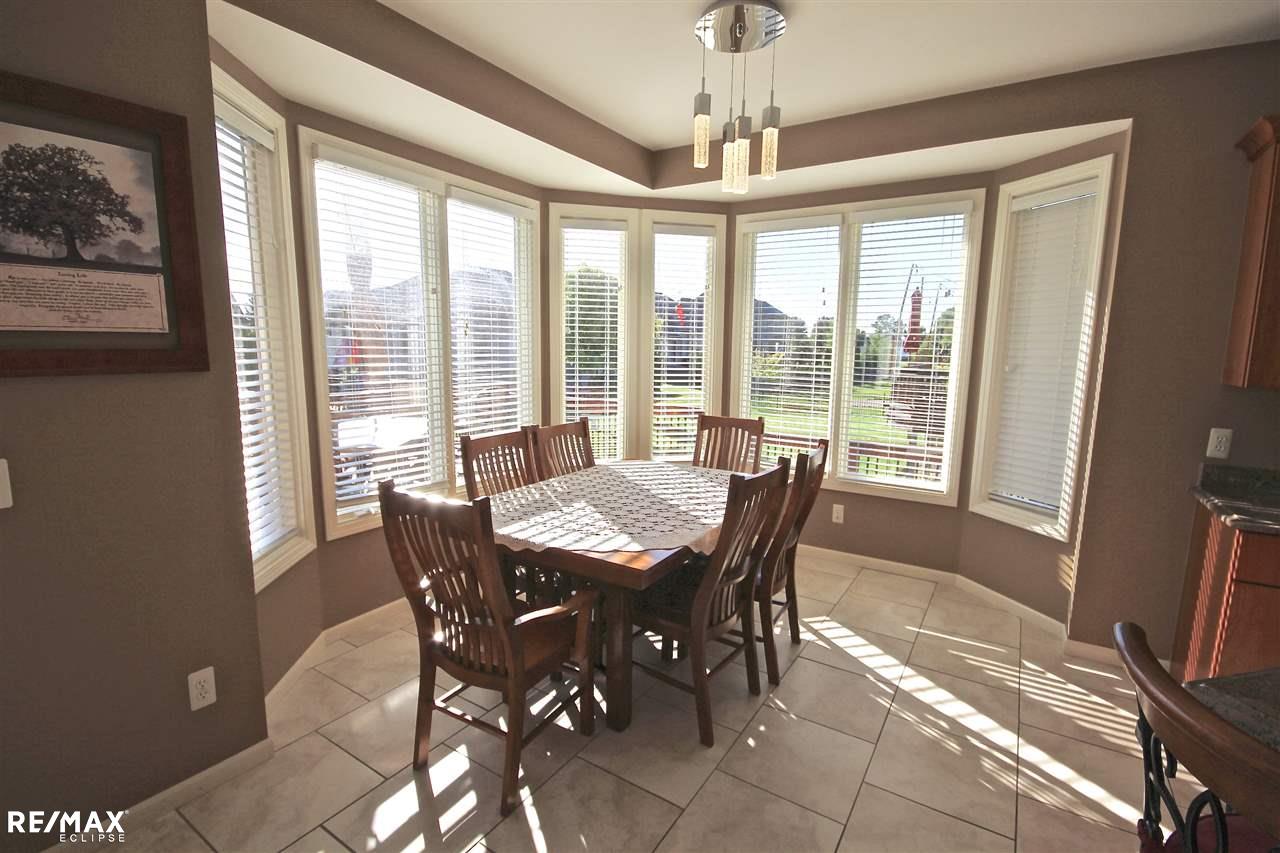 50408 Nesting Ridge Drive Macomb, MI 48044 - Photo 6 of 34 31396574-5.JPG