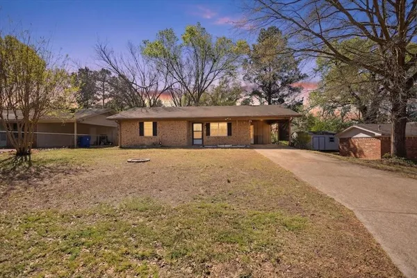 $199,000 | 14596 Tucker Street, Lindale, TX 75771