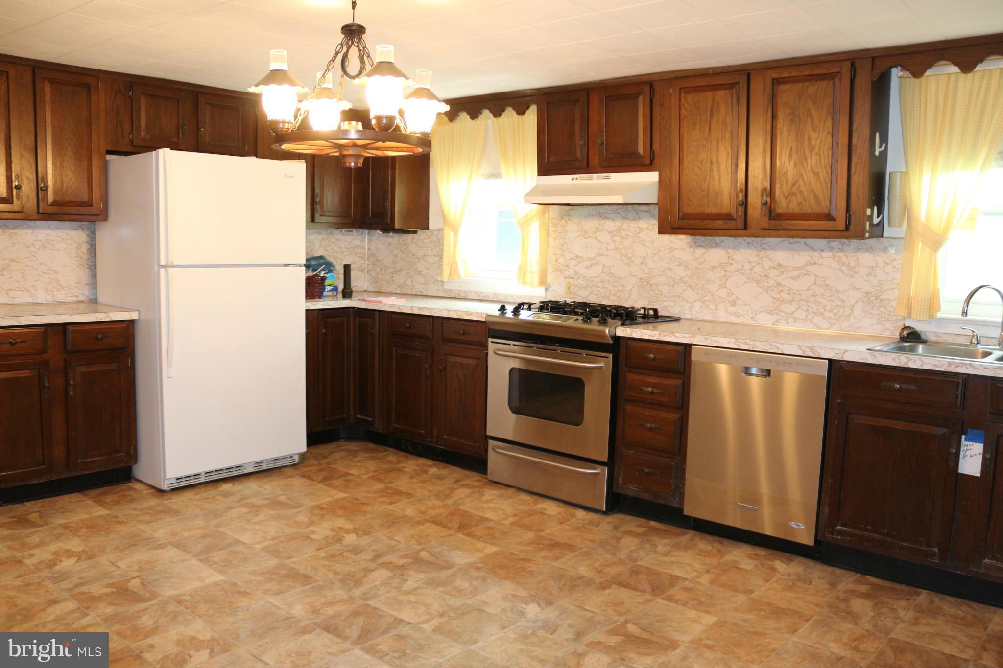 24726 Raven Rock Road Smithsburg, MD 21783 - Photo 19 of 30 Kitchen