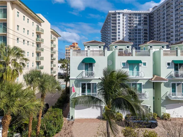 $1,240,000 | 430 Sunset Drive, Pompano Beach, FL 33062