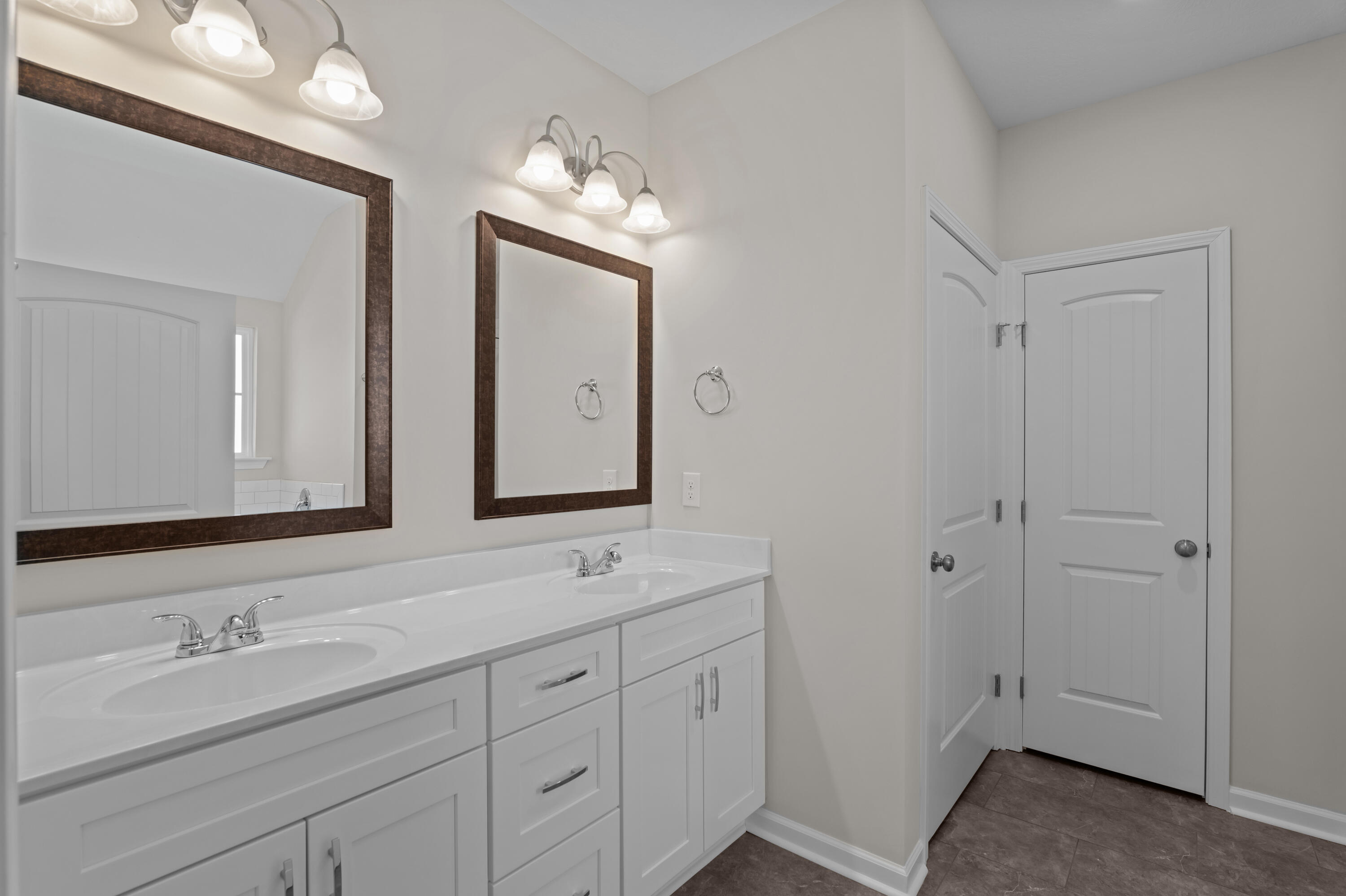 1329 Elbron Drive Augusta, GA 30909 - Photo 17 of 33 Primary Suite Dual Vanity