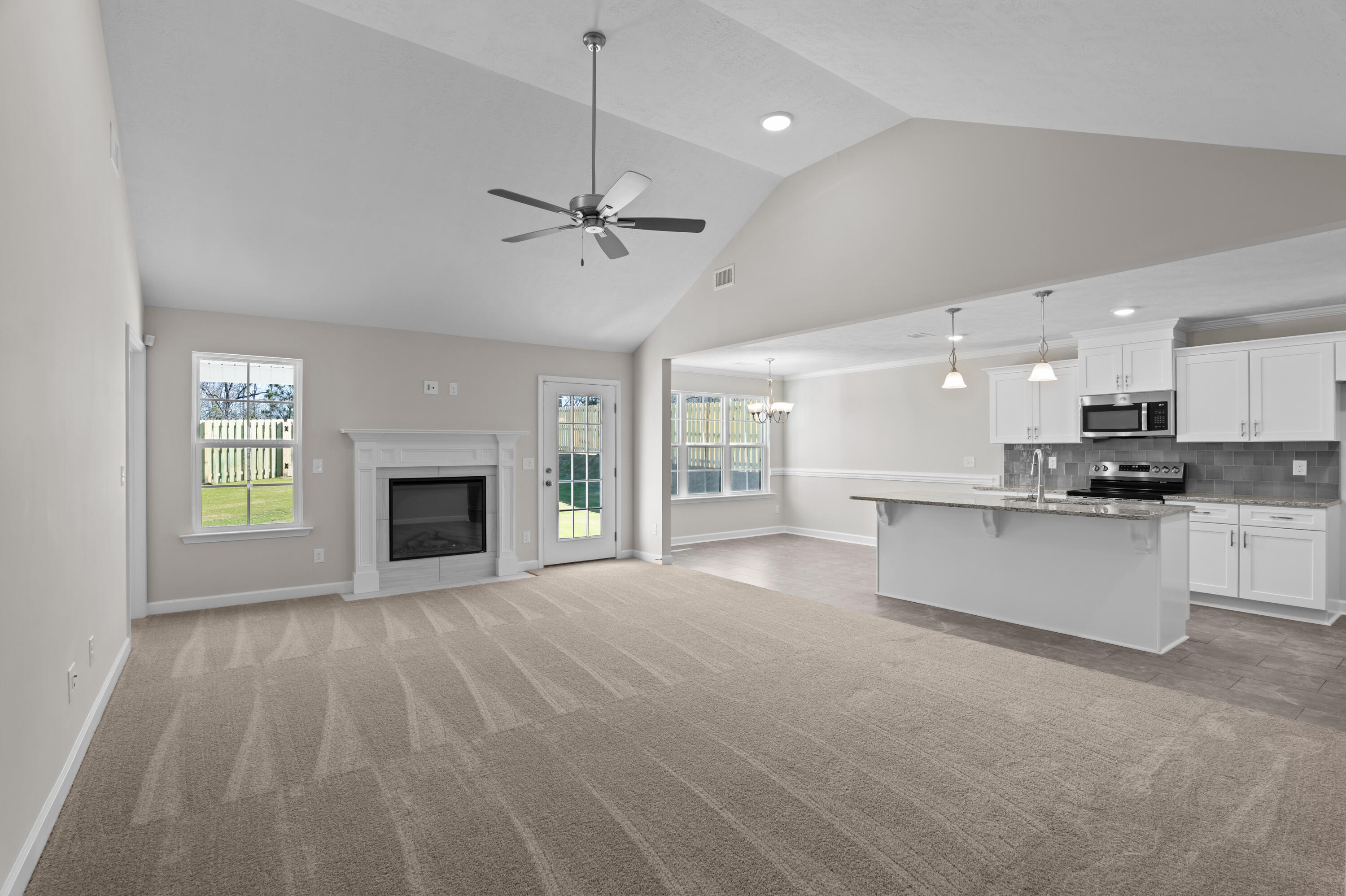 1329 Elbron Drive Augusta, GA 30909 - Photo 6 of 33 Greatroom