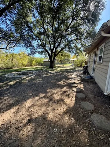$1,500 | 402 Emmett Street, Bryan, TX 77802