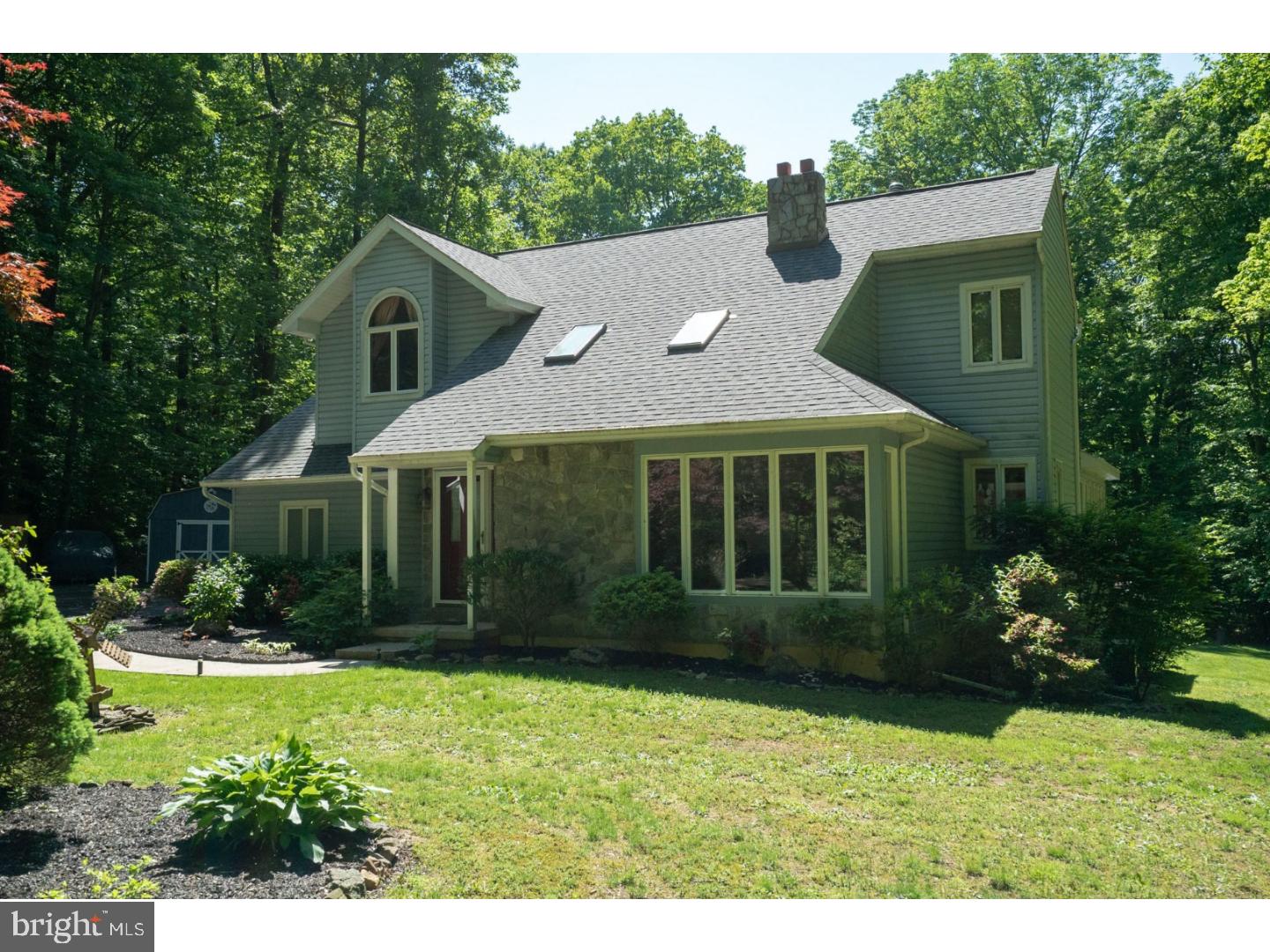 420 Snyder Road Pottstown, PA 19464 - Photo 2 of 23 Gallery Image 2