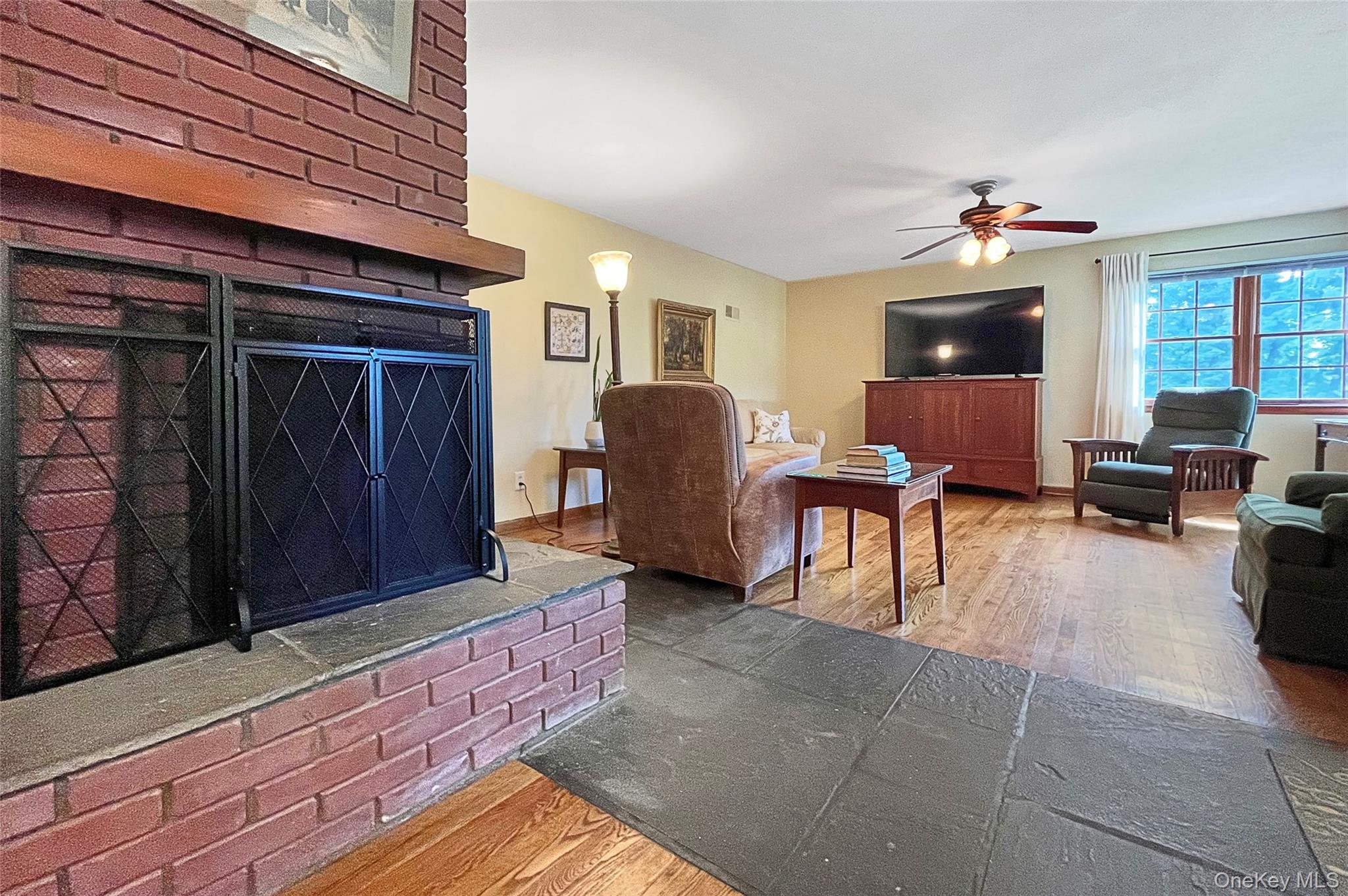 216 Spackenkill Road Poughkeepsie, NY 12603 - Photo 16 of 49 Gallery Image 16