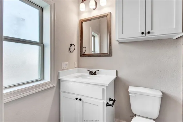 $3,800 | 1020 Foster Avenue, Unit A, College Station, TX 77840