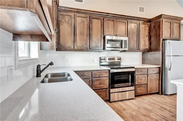 $3,800 | 1020 Foster Avenue, Unit A, College Station, TX 77840