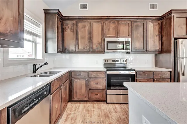 $3,800 | 1020 Foster Avenue, Unit A, College Station, TX 77840