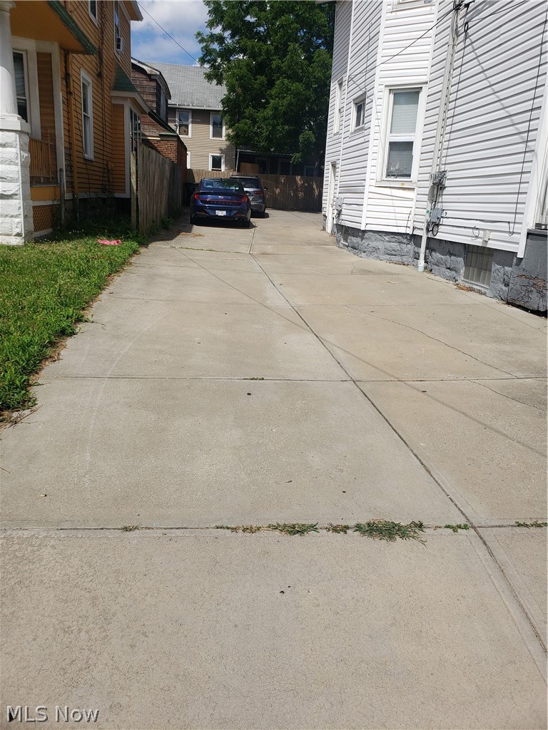 3424 Fulton Road Cleveland, OH 44109 - Photo 2 of 31 Gallery Image 2