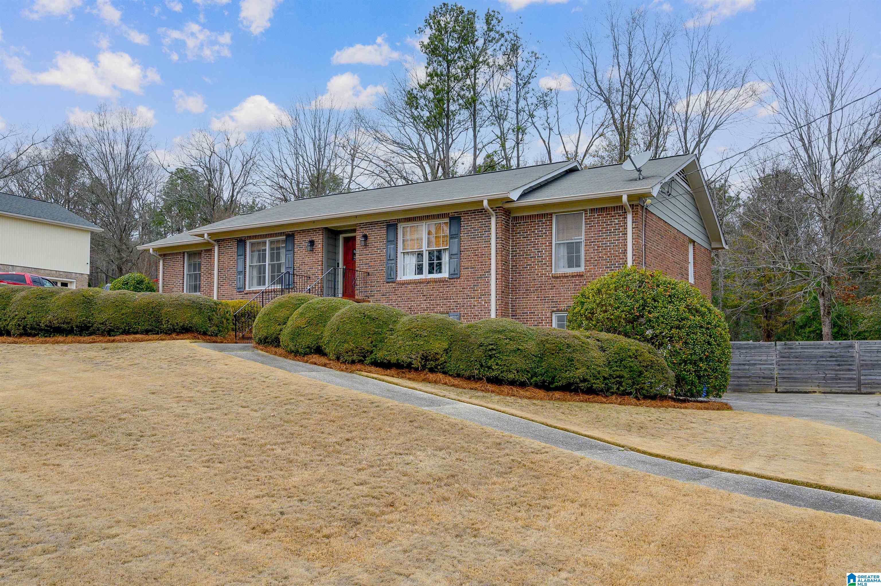 705 Wilderness Road Pelham, AL 35124 - Photo 2 of 42