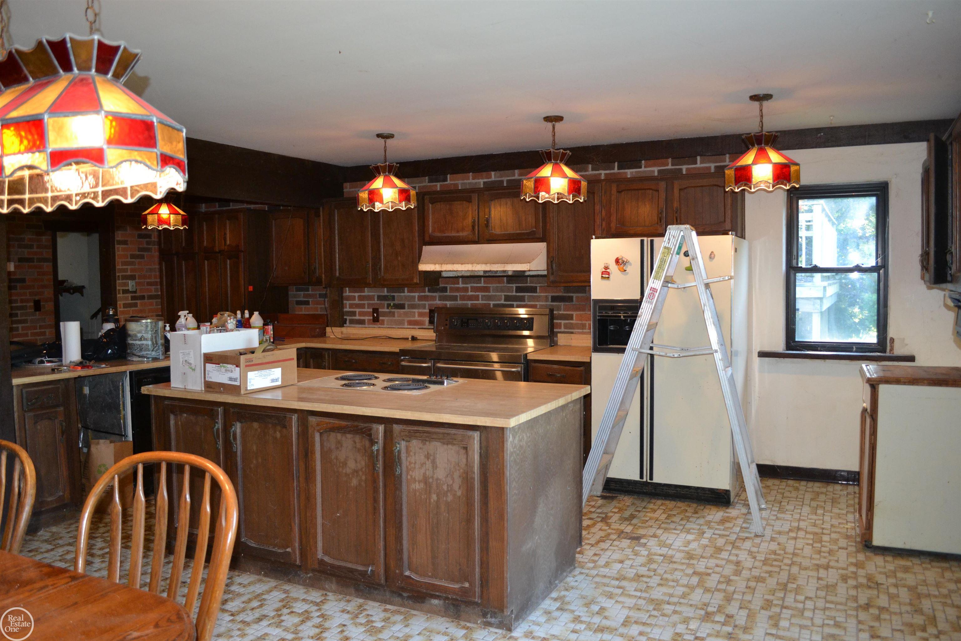 8355 33 Mile Road Romeo, MI 48065 - Photo 5 of 35