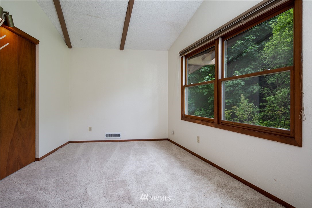 1309 Old Samish Road Bellingham, WA 98229 - Photo 16 of 40 an empty room with a window