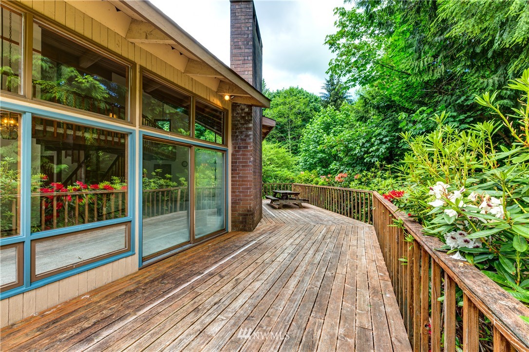 1309 Old Samish Road Bellingham, WA 98229 - Photo 23 of 40 a view of balcony with wooden floor