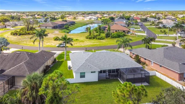 $2,950 | 26 Medalist Way, Rotonda West, FL 33947