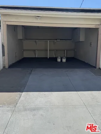 $5,500 | 211 South Arnaz Drive, Beverly Hills, CA 90211