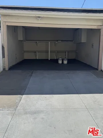 $5,500 | 211 South Arnaz Drive, Beverly Hills, CA 90211