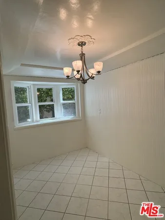 $5,500 | 211 South Arnaz Drive, Beverly Hills, CA 90211
