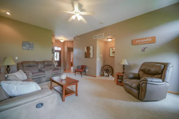 $180,000 | 114 Katies Way, Mount Morris, IL 61054