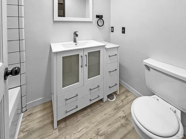 $249,000 | 24048 Willow Lane, Willits, CA 95490