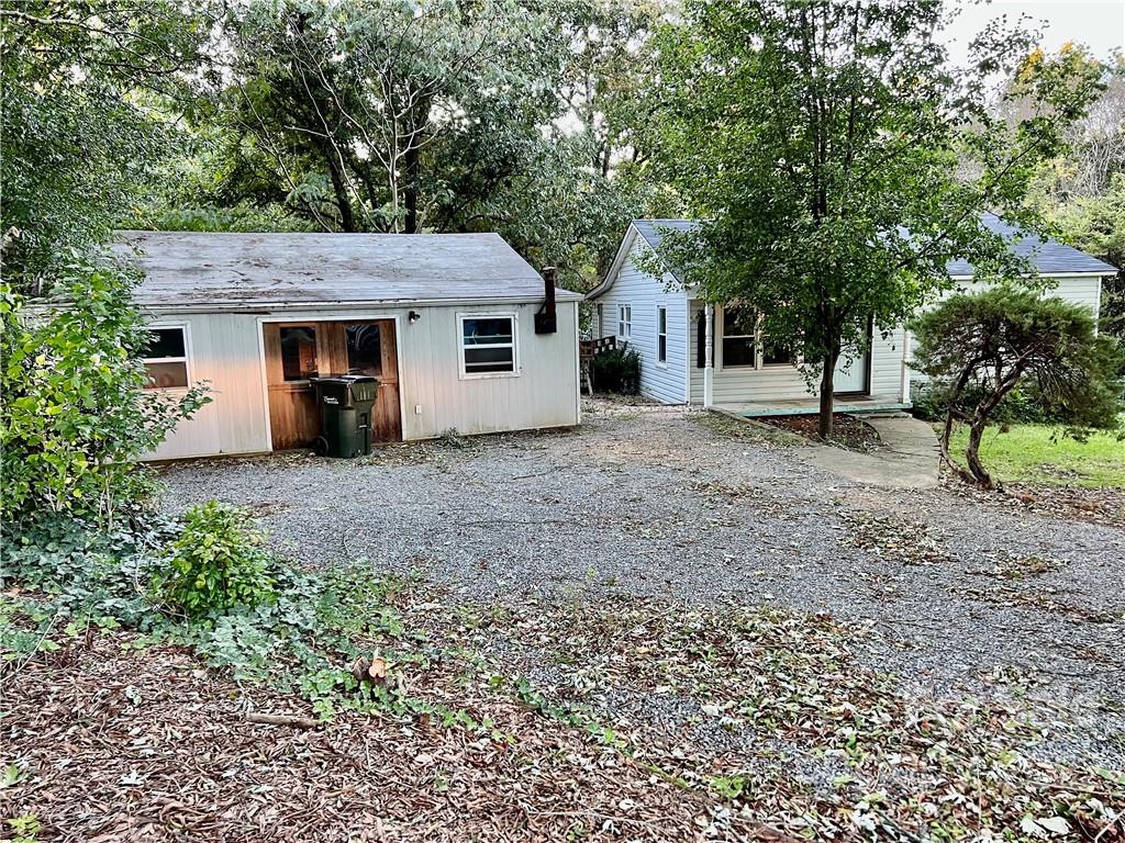 690 Sunderland Road Southwest Concord, NC 28027 - Photo 2 of 13 Gallery Image 2