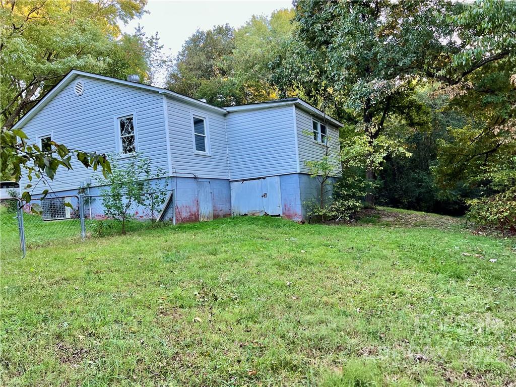 690 Sunderland Road Southwest Concord, NC 28027 - Photo 6 of 13 Gallery Image 6