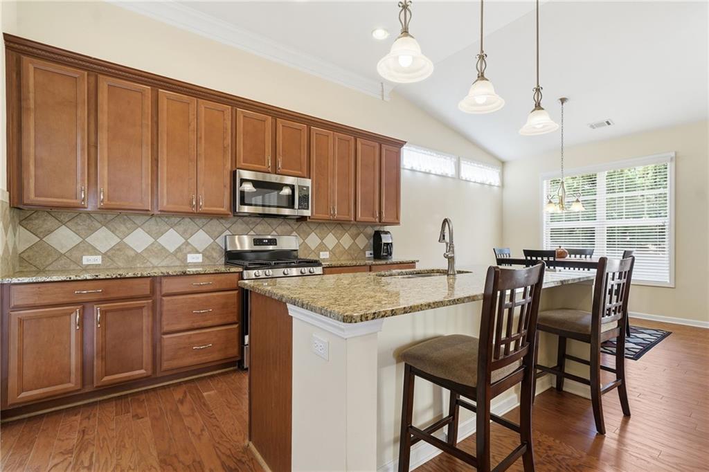 605 Hemlock Trail Canton, GA 30114 - Photo 14 of 49
