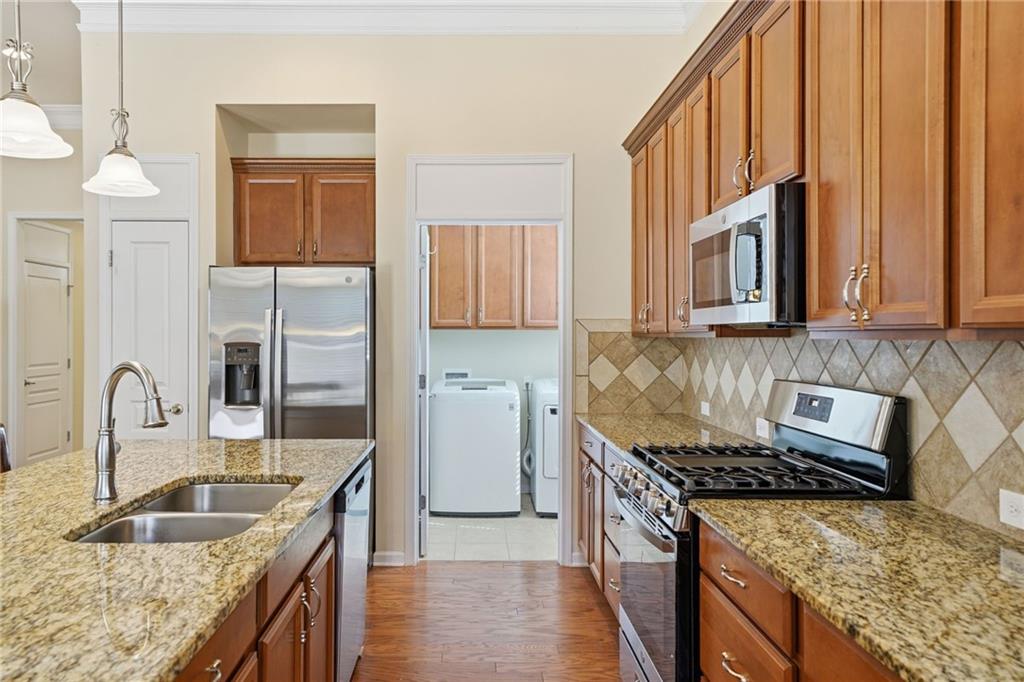 605 Hemlock Trail Canton, GA 30114 - Photo 16 of 49