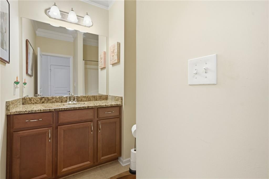 605 Hemlock Trail Canton, GA 30114 - Photo 10 of 49
