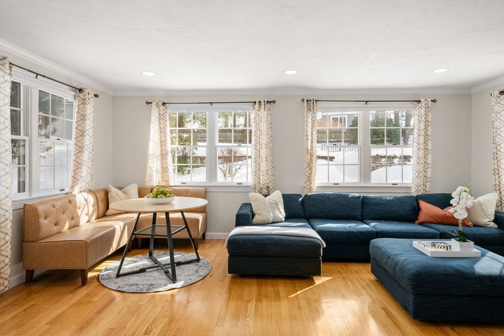 68 Brookline Street Needham, MA 02492 - Photo 11 of 32