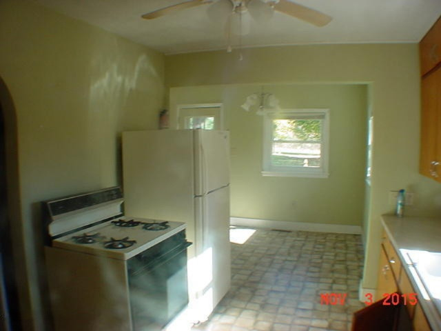 1364 South Walker Road Muskegon, MI 49442 - Photo 8 of 14 walker7