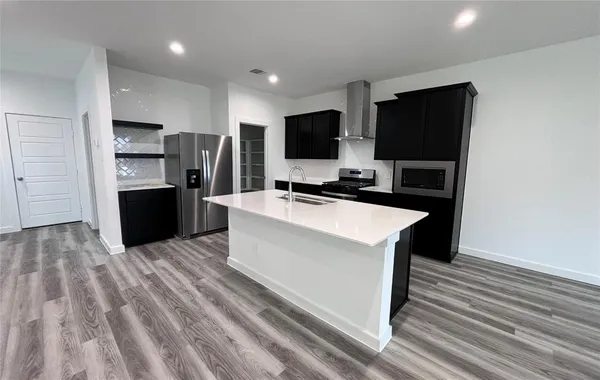 $2,150 | 3032 Crown Gate Drive, Houston, TX 77047