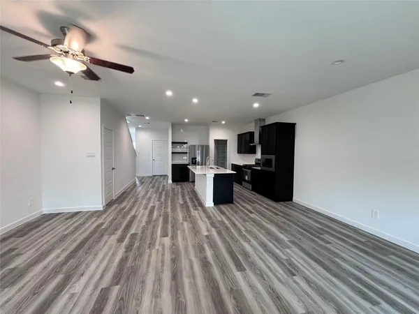 $2,150 | 3032 Crown Gate Drive, Houston, TX 77047