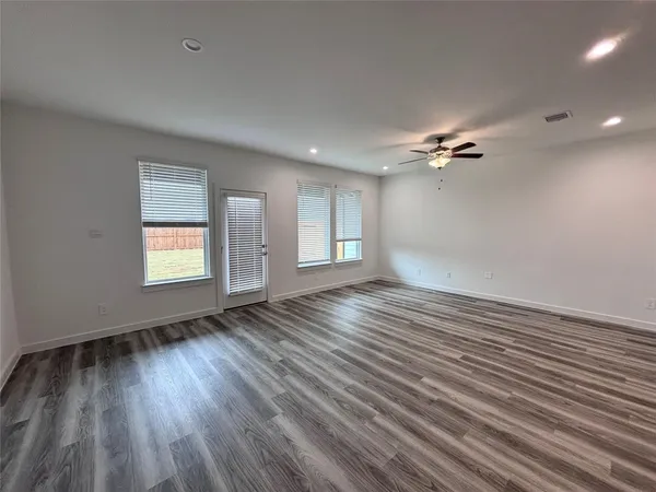 $2,150 | 3032 Crown Gate Drive, Houston, TX 77047