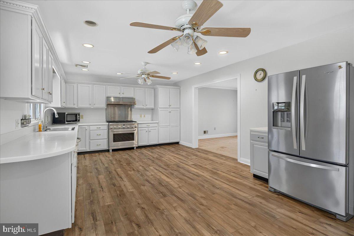 1491 Kuser Road Hamilton, NJ 08619 - Photo 7 of 42 Kitchen
