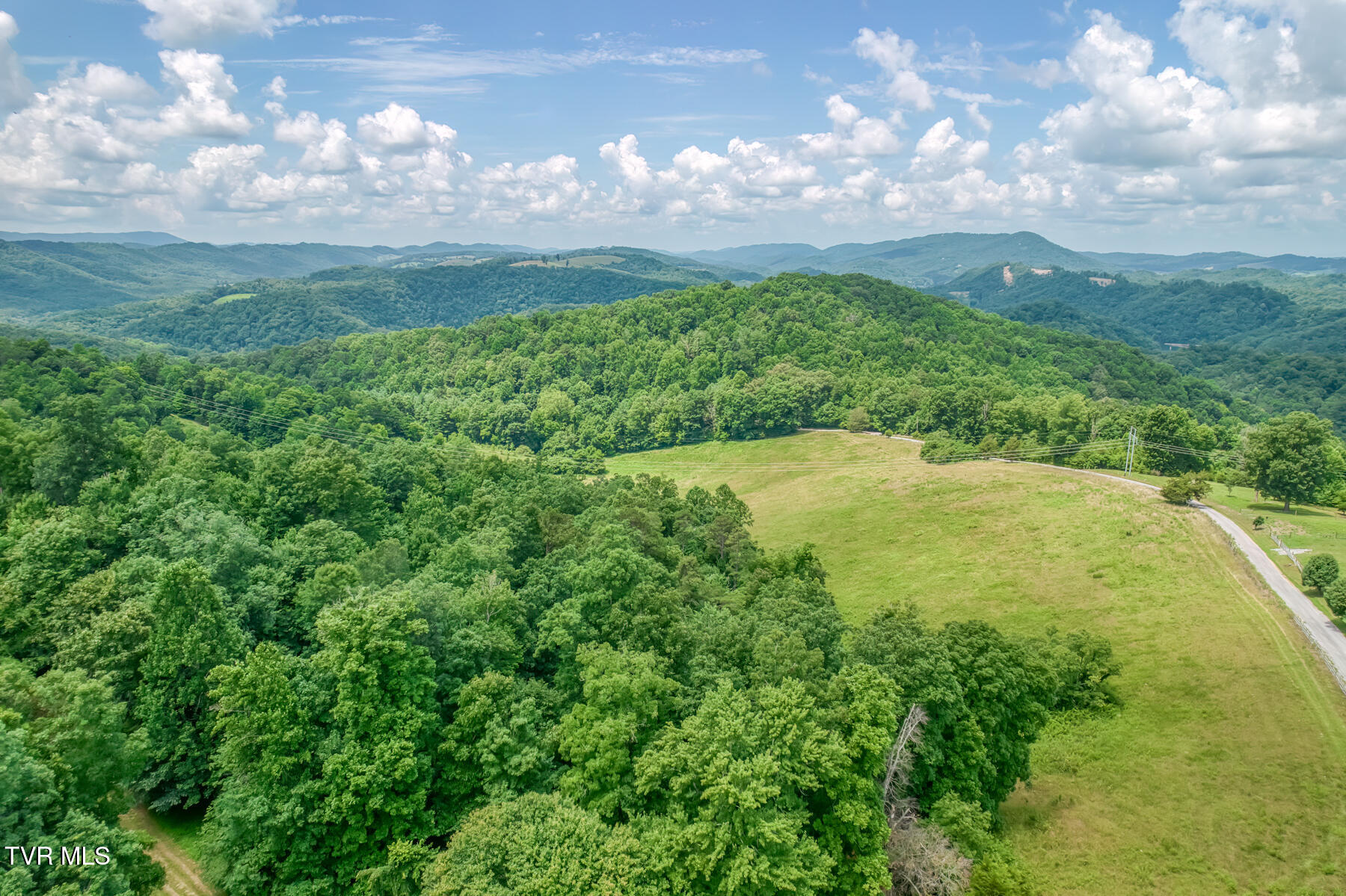2083 Bundren Mountain Road Tazewell, TN 37879 - Photo 36 of 42 2083 Bundren Mountain Rd-9