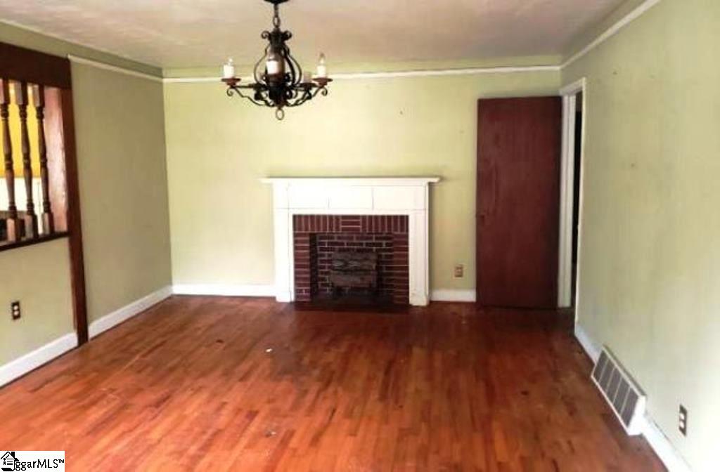 225 Sample Road Greenwood, SC 29649 - Photo 4 of 9 Gallery Image 4