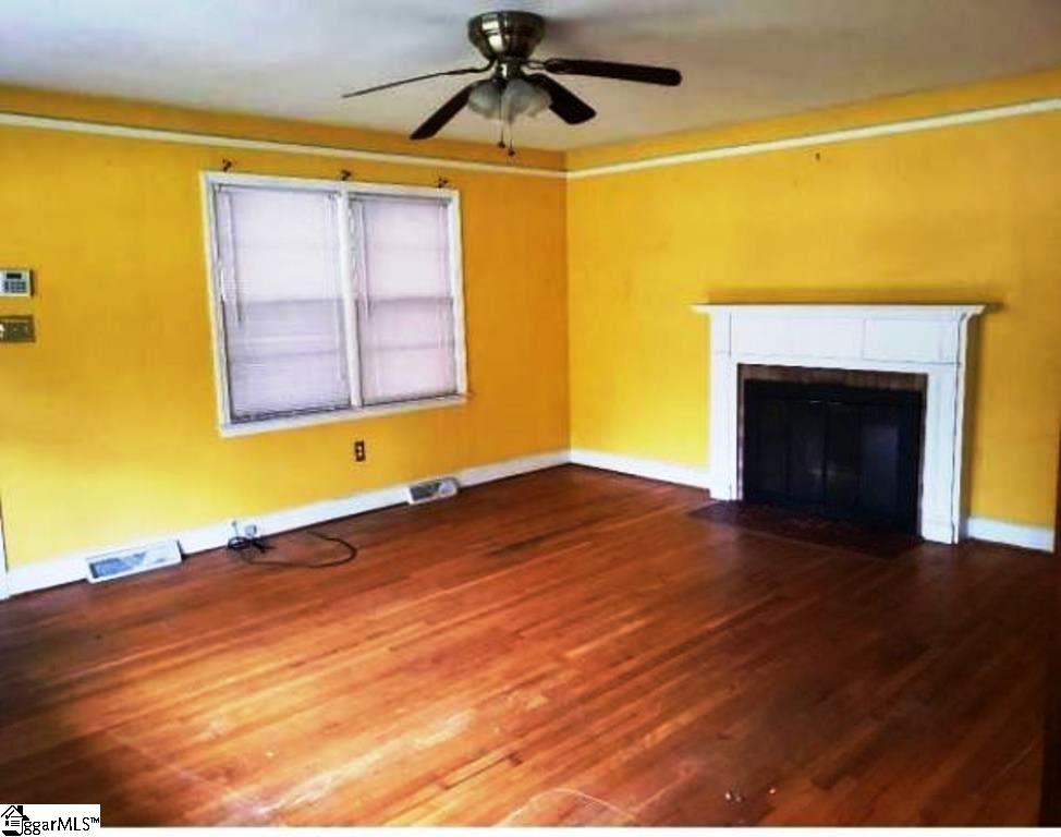 225 Sample Road Greenwood, SC 29649 - Photo 5 of 9 Gallery Image 5