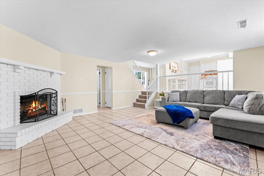 904 Fort Henry Road Belleville, IL 62221 - Photo 13 of 35