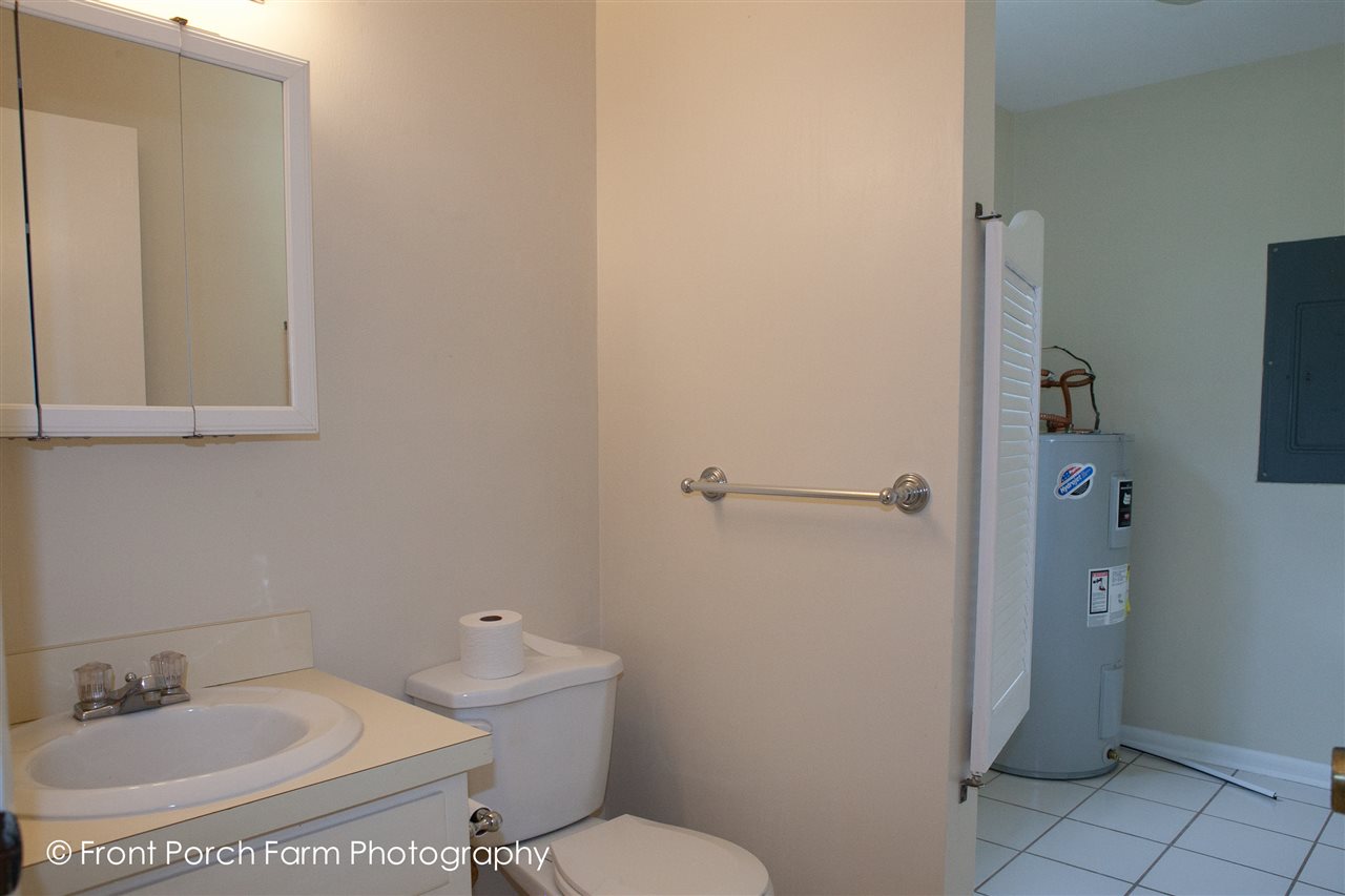 3756 Donovan Drive, Unit C Tallahassee, FL 32309 - Photo 13 of 14