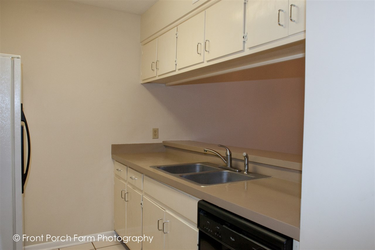 3756 Donovan Drive, Unit C Tallahassee, FL 32309 - Photo 7 of 14