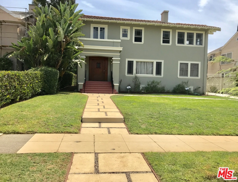 2000 Wellington Road Los Angeles, CA 90016 - Photo 1 of 30 Gallery Image 1