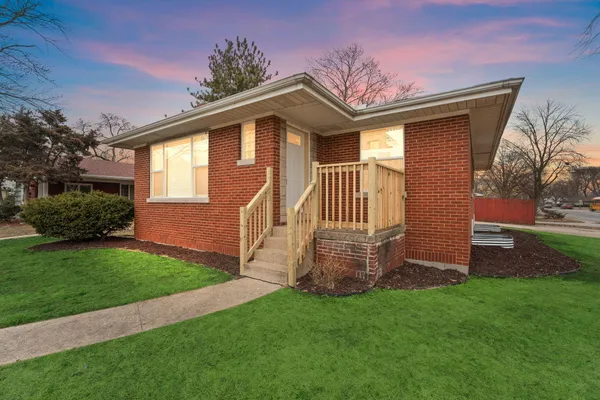 $320,000 | 7245 Olcott Avenue, Hammond, IN 46323