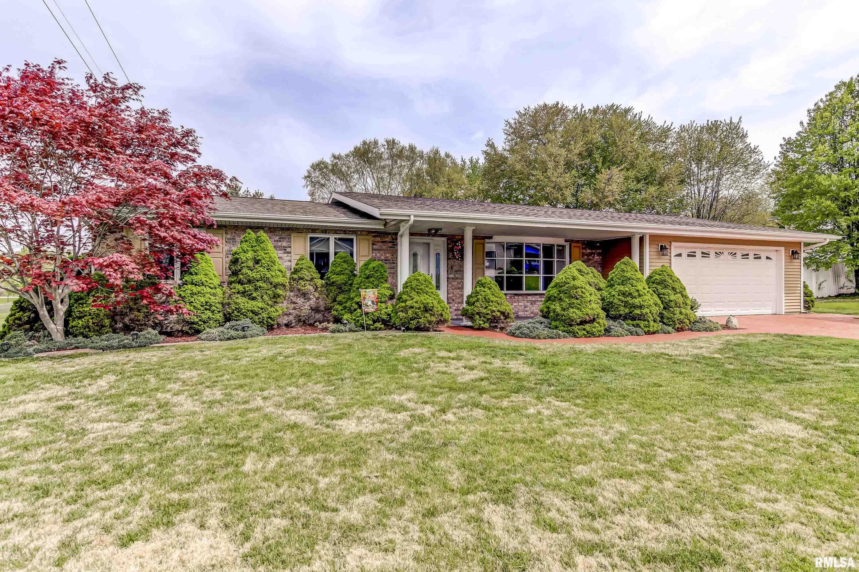 29 Woods Mill Road Sherman, IL 62684 - Photo 1 of 43 Gallery Image 1
