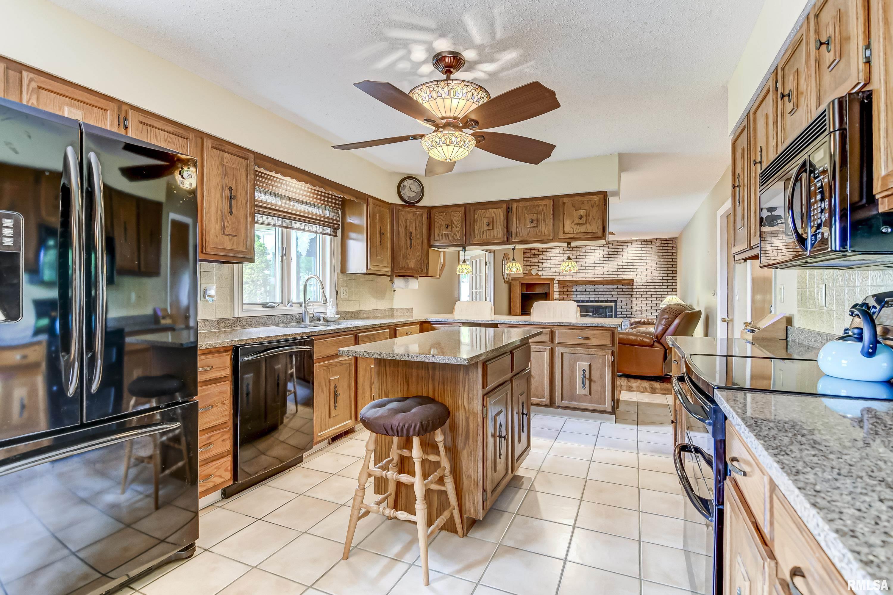 29 Woods Mill Road Sherman, IL 62684 - Photo 15 of 43 Gallery Image 15